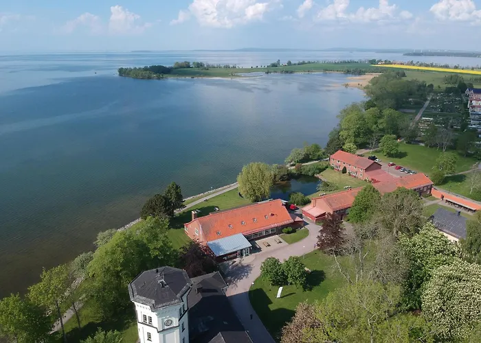 Vadstena Folkhoegskola Vandrarhem